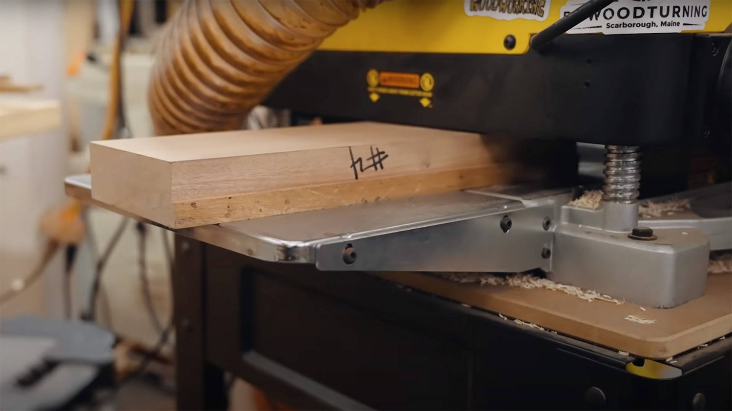 4 Ways to Stop Planer Snipe (Quick Tip)
